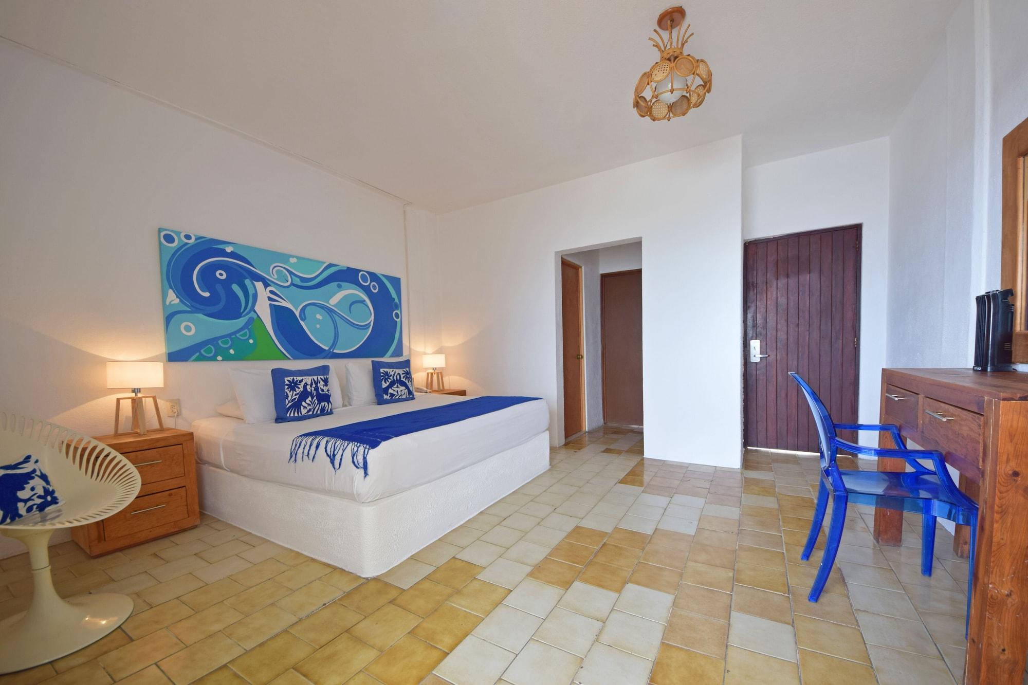 Emperador Vallarta Beachfront Hotel And Suites Puerto Vallarta Exterior photo